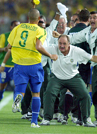 20080927-scolari2_dpa_320.jpg